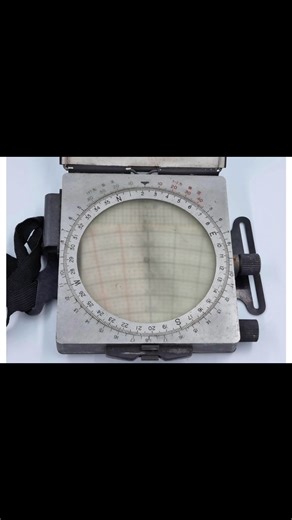 Imperial Japanese Navy (IJN) Type 4 Flight Navigation Calculator ​This device is a Type 4 Flight Navigation Calculator (航法計算盤四型, Kōhō Keisanban Yon-gata), a sophisticated mechanical analog computer. It was standard equipment for pilots of the Imperial Japanese Navy during World War II. ​Technical Details & Manufacturer ​Manufacturer: Produced by Shimadzu Corporation (株式会社 島津製作所), a precision instrument company that began making aircraft equipment in 1936. ​Serial Number: The identification plate