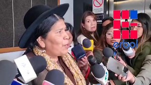 14K views · 394 reactions | "Si no me dan ningún cargo, yo no tengo por qué llorar". La diputada Toribia Lero, aliada de Samuel Doria Medina, rechazó las versiones sobre "listas negras" en su alianza. | Periódico Digital Erbol | Facebook