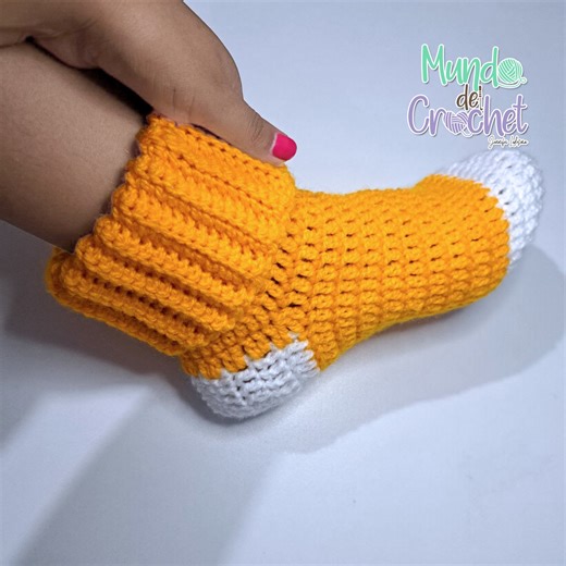 Cómo tejer calcetines para adulto 🧡🤍 | Mundo del crochet