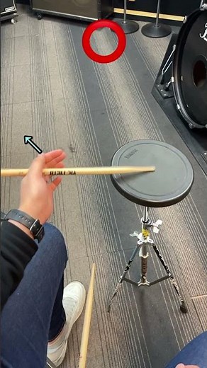 レギュラーグリップの親指の正しい使い方
