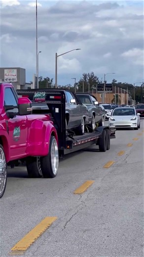 MagicCity Ford Dually on 30’s Pullin His 2 Cadillacs
