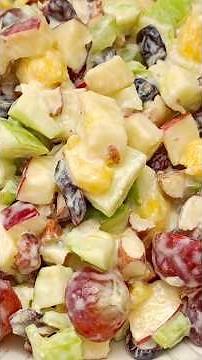The Christmas salad that takes less than 10 minutes to make ⏳