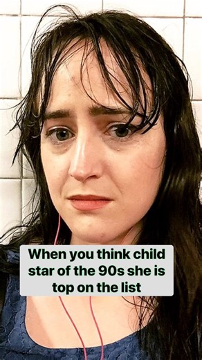 104K views · 2.6K reactions | Mara Wilson was the face of 90s childhood.From Matilda to Mrs. Doubtfire, she wasn’t just in our favorite movies — she was our childhood.If you grew up in the 90s, chances are her characters shaped a piece of your imagination.Tag a 90s kid who still remembers every line from Matilda.#MaraWilson #Matilda #90sMovies #NostalgiaHitsHard | Real Reality Fantasy Football | Facebook