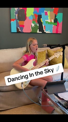 The most beautiful song. We have had so many request for this one and Evan Riley wanted to play on her electric guitar. Sorry if sound is not perfect, as we parents have no clue how to work this thing 🫣 #daniandlizzy #evanrileysings #dancinginthesky #angels #electric #guitar #beautiful #song #cover #evanriley #young