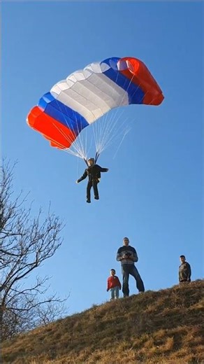 Watch This Amazing RC Parachute Skydiver Land Perfectly
