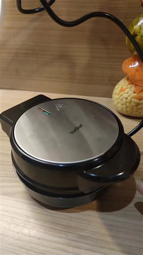 POV: let's unbox my waffle maker with my toddler! she already loving this 🤣✨! get yourself one if your tired of making egg n toast or jam toast daily ! NETTA 700W Non-Stick Waffle Makee- perfect for making delicious waffle or potato waffles or cheese omelette!✨ #tiktokmademebuylt #tiktokbuys #tiktokfinds #spotlight #wafflemaker