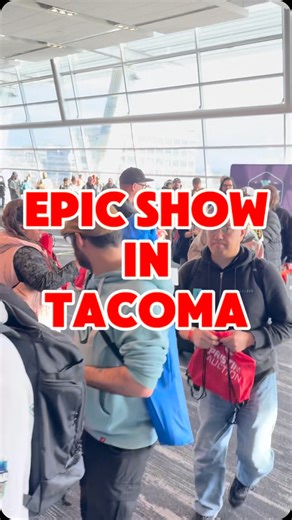 Amazing show in Tacoma October 25-26! #frontrowcardshow | Front Row Card Show