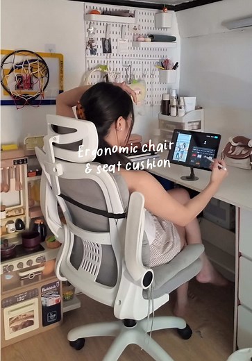Transform Your Workspace with an Ergonomic Chair and Cushion