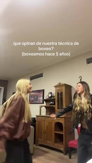 Geniass @ampi #humor #gracioso #boxeo #amigas #baile