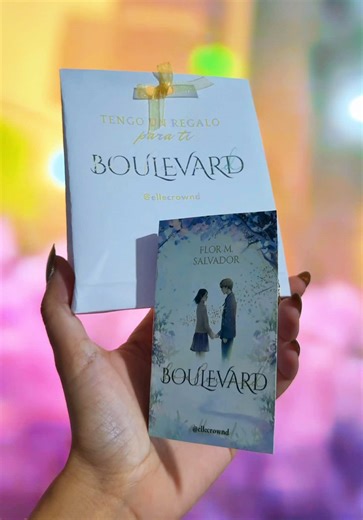 Set Boulevard: Regalo Único para Fans