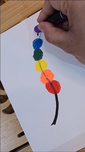 Use crayons or oil pastels to draw a colorful feather, simple and beautiful 🌈🎨🌴 #painting