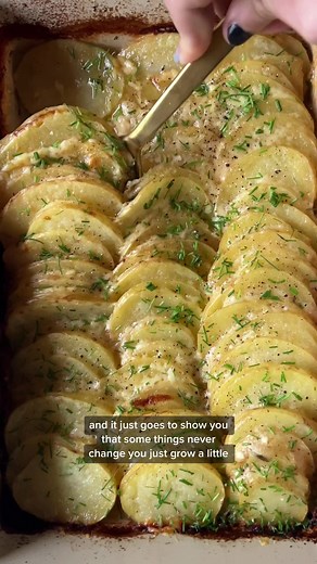Cheesy Scalloped Potatoes Recipe with Cheese and Onions
