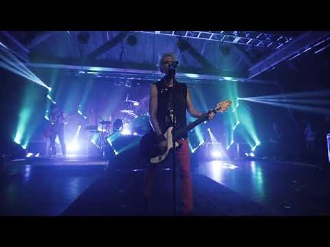 Sum 41 - 88 (live)