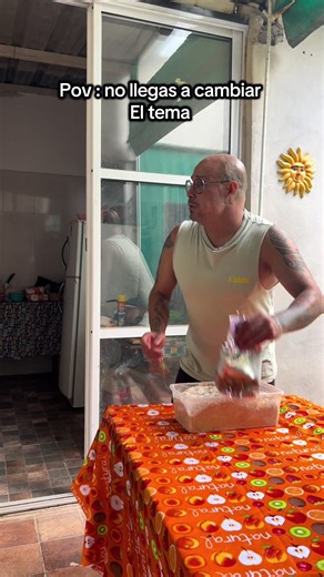 La Noche Sin Ti: Humor y Música Folk Argentina