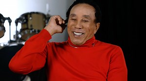'I Was a Junkie': Smokey Robinson Reveals Marvin Gaye’s Death Caused Downward Spiral; Addiction Caused Him to Lose So Much Weight He Used Safety Pins to Hold Up His Pants