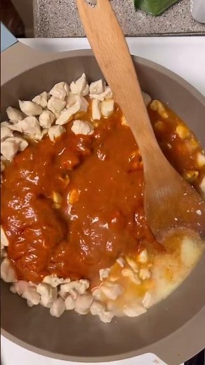 Patak's butter chicken What's for dinner #whatsfordinner #dailycookingvlog #homecook #butterchicken