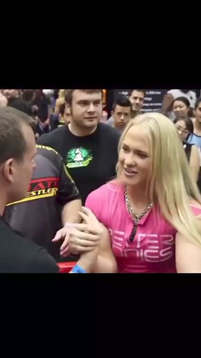 Sarah backman sweden campionessa mondiale di braccio di ferro | Armando Fiori