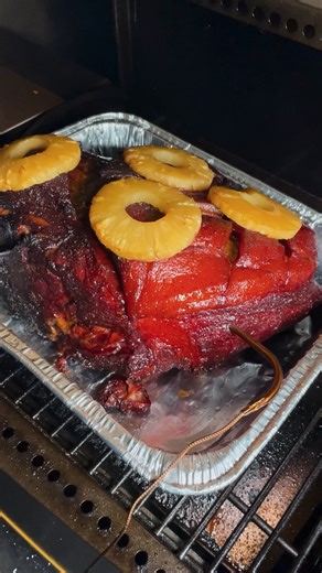 Steven Tomczyk on Instagram: "Hawaiian Punch Pulled Pork 🍍🐖 Recipe: -Start by scoring your Pork Butt on the fat cap side with a sharp knife. -Then submerge it in @hawaiianpunch over night (I added ice to keep it cool). -Then season generously with a good BBQ rub (I used Honey Killer Bee by @kosmosq ). -Then put it on the smoker at 250F and insert your internal probe thermometer. -Every hour, spritz it with more Hawaiian Punch to keep it moist. -When the bark gets to where you want it, add some