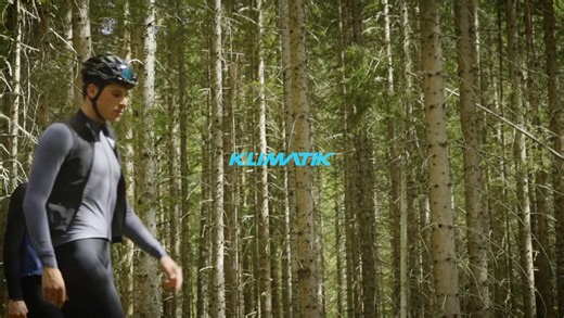 Embrace the elements. 🌧️ Those who choose to train even in the rain need more than just protective, breathable fabric. They need a product featuring cutting-edge technology and high-performance membranes. KLIMATIK® jackets and vests allow you to cycle in harsh conditions and temperatures all year round. Discovery the new Klimatik collection: https://alecycling.com/pages/klimatik | ALÉ Cycling