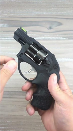 The Snag-Free Revolver That's Changing Pocket Carry #concealedcarry #shorts