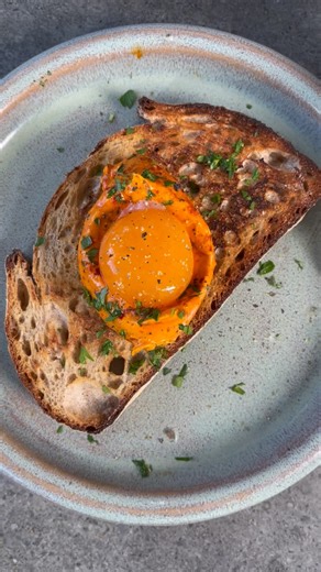 Nduja and Harissa Cultured Butter with Cured Egg Yolk Welcome back to our mini Cultured butter series! RECIPE ⬇️ Time: 30 minutes, plus 4-6 hours curing yolk Ingredients: Cured egg yolks 1 egg yolk 50:50 mix of fine sea salt and sugar Cultured butter: 100g unsalted butter, softened 2 tsp live natural yoghurt, unsweetened, with active cultures 1 tbsp nduja 1 tsp rose harissa Flaky sea salt, to taste To serve: Toast 1 tsp Aleppo pepper A few small coriander sprigs Method 1. To cure the egg yolk, n