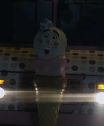 Catching Cold (full episode) featuring Rowley from DOAWK • this episode used to terrify me lmaooo #rlstine #thehauntinghour #nostalgia #goosebumps #fyp