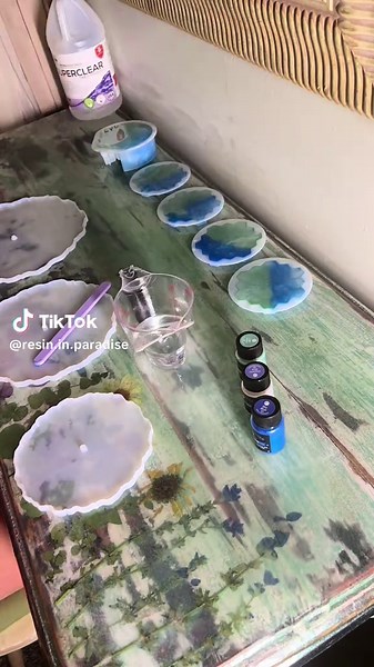 Creating Beautiful Epoxy Resin Art with Turquoise