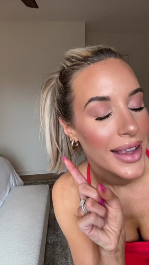 Let me tell you… I checked out so fast. And it was worthhh it !! Thanks for the rec @madi !! 🥵❤️🔥🚒 #amazonworkoutclothes #amazonfind