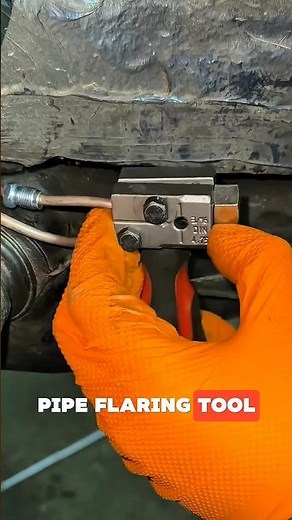 How to use the handheld brake pipe flaring tool #engineering #mechanic