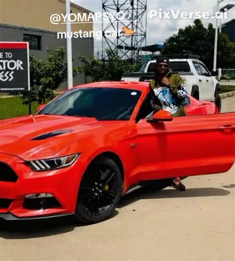 Yo Maps Live Performance with Mustang Car