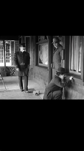 Exploring Charlie Chaplin's Silent Comedy Style