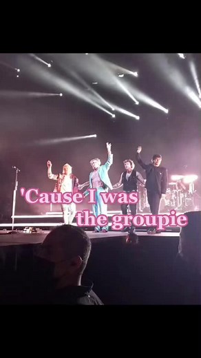 He could do no wrong in my eyes 🤍✨#calumhood #5sos #5sosfam #5sosstan #completemess #LOVE #fangirl #grupie #5secondsofsummer #viraltiktok #fypシ