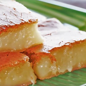 Butter and mochi combined equals an amazing treat! Full recipe : https://www.youtube.com/watch?v=-DKDVjA-H_U&t=19s | TabiEats