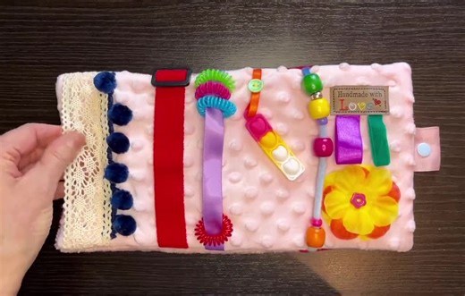 Sensory Fidget Muff: Pastel Calming Activity Pad, Pink Tactile Mat  for Dementia, ADHD, Anxiety, Autism and Alzheimer's