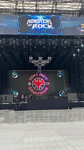 Who’s ready for The Priest, San Paulo?!? 🤘⛓️🔊🛡️💥 #judaspriest #metalmusic #judaspriestfans #metalhead #robhalford #richiefaulkner #scotttravis #ianhill #invincibleshieldtour2025 #metalmaniacs #brazil #sanpaulo | Judas Priest