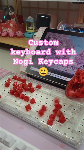 Custom keyboard ✨️ #gamingkeyboard #keyboard #gaming #unboxing #shorts #tech #technology #pink