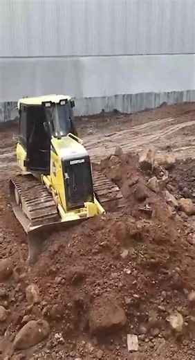 Caterpillar D4K Bulldozer in Action #dozer #bulldozer #komatsu #reelsviral #reelsfb #construction #machinery #machine #heavyequipment #heavyduty #operator #reelsinstagram #tractor #liebherr #excavator #johndeere #caterpillar #reelstrending #dozerworking #bulldozerworking #minibulldozer #minidozer #earthmover #earthmoving #dumptruck #truckdriver #dumper | Arpunk