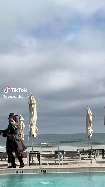 Run with jack #foryou #captainjacksparrow #piratesofthecaribbean