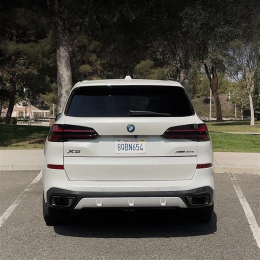 Take advantage of exceptional offers today on the legendary BMW X5. | BMW USA