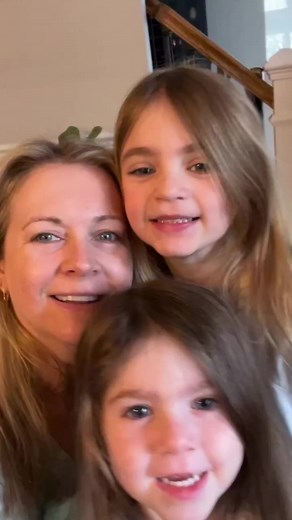 No better way to start Saint Pattys day, than to wake up with these two and try to find a leprechaun. #happystpatricksday🍀 | Melissa Joan Hart