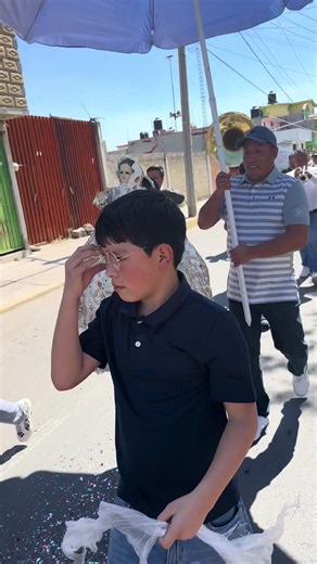 Tacones Bonitos y Recuerdos del Pasado