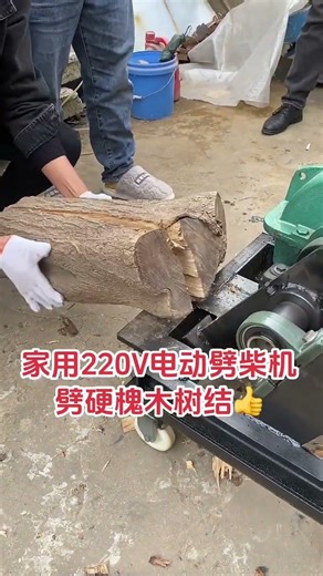 # Splitting machine # Rural firewood splitting # Firewood splitting # Firewood machine