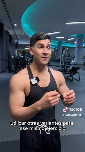 TRICEPS EN COPA CON MANCUERNA ¿Desempolvando esos ejercicios viejos? Hay mejores opciones que puedes podrías aprovechar para progresar😁 La promocion de @Dragon Pharma Labs terminará hoy en la noche, usa mi codigo: “wagner” para un 10% de descuento extra Sigueme #juanwagner