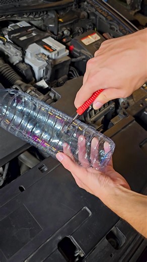 9.1K views | Mechanic simple hack - video by FTP #DIYHack #MechanicTips #CraftingHacks #SimpleSolutions #LifeHacks #InnovativeCrafts #MakeItYourself #CreativeDIY #HandyTips #HomeImprovement | Cool Crafts | Facebook