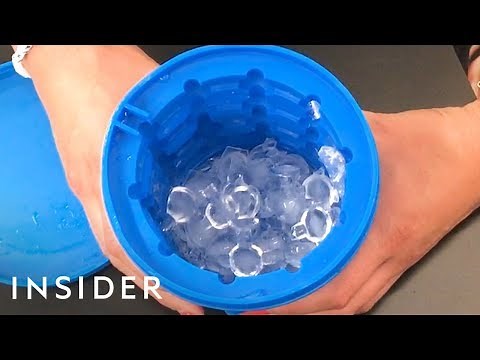 Space-Saving Container Replaces Ice Trays