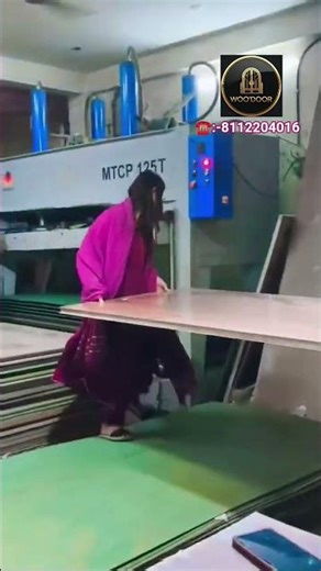 दरवाजों पर सनमाइका कैसे लगाएं #wood #wooddoor #doors #interiordesign #hardwork #woodworking #door