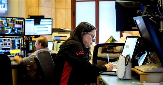 Investor sentiment vs. stock market performance