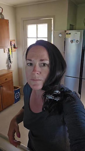 6.1K views · 17 reactions | A little introduction for those of you who dont know me. Also - a heads up, I am now offering hand readings online for anyone who is not able to get to Temuka for an in person reading. . . . . . #handreading #reiki #reikihealing #naturalhealing #naturalenergy #temukanz #geraldinenz | Hand Connection | Facebook