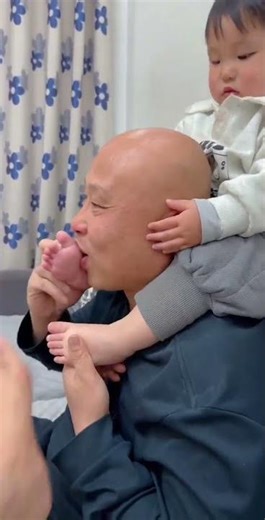 当他们都是脚的时候，为什么他们被不同对待