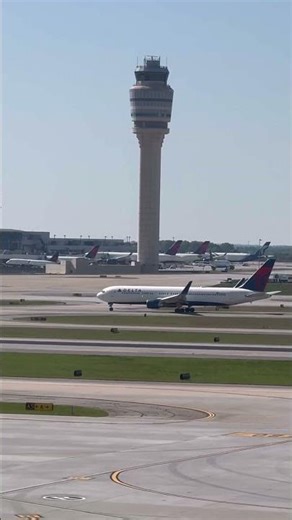 Delta 531 - ATL to SFO - Boeing 767-300 #planespotting #atlanta